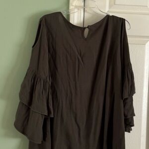 Army green, cold, shoulder Ruffle Sleeve top